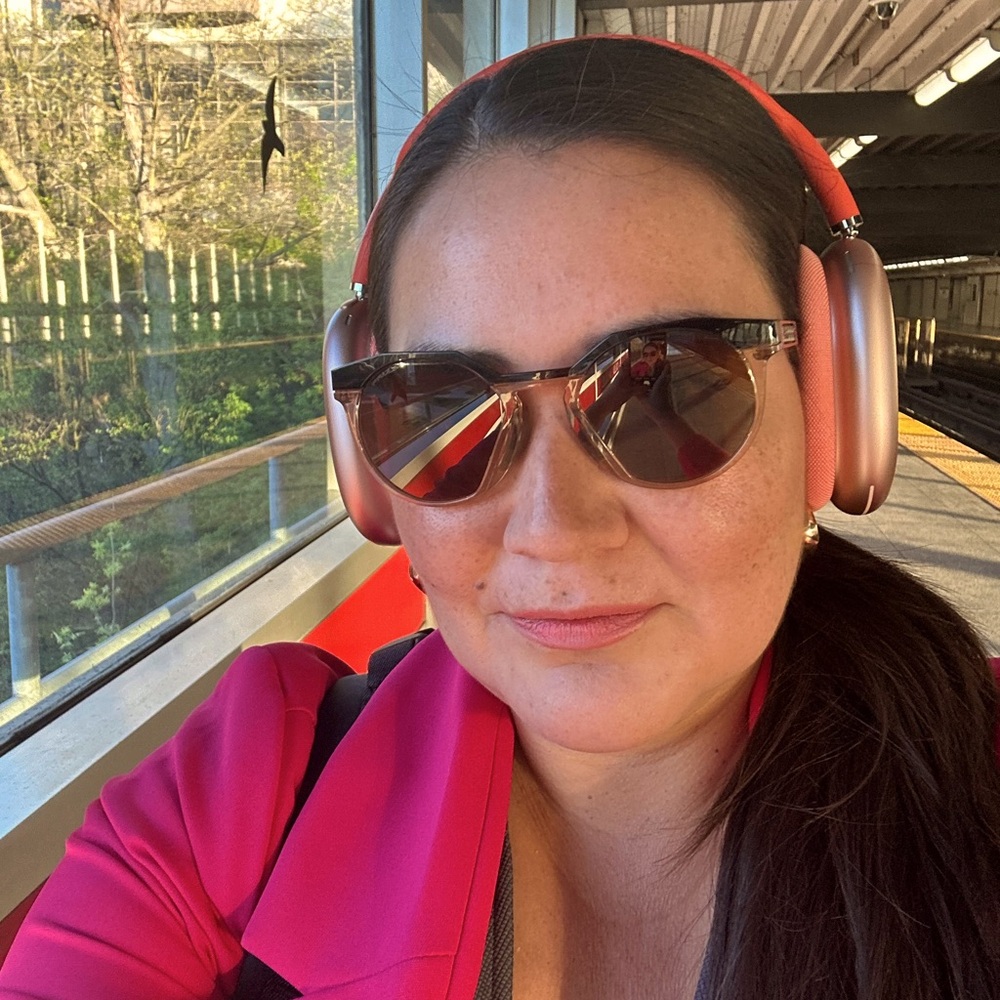Meet your Posher, Denisse